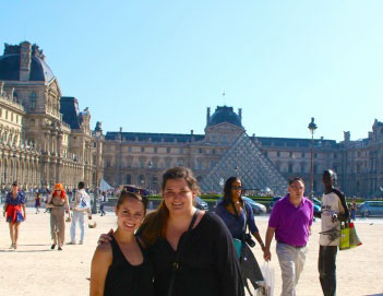 Claire visits the Mus&eacute;e du Louvre